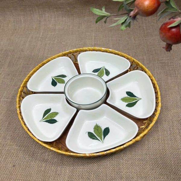 Khay mứt sứ hình cánh hoa họa tiết Lá Xanh 2 Khay mứt sứ hình cánh hoa họa tiết Lá Xanh - Ảnh 2