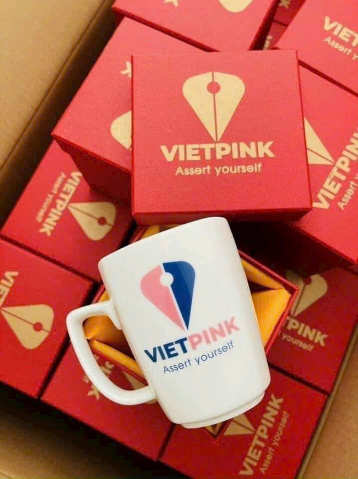 Ly sứ in logo Bát Tràng