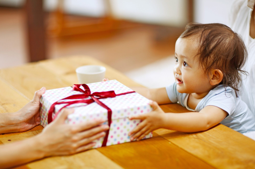 Tặng quà Tết cho người thân Tặng quà Tết cho người thân