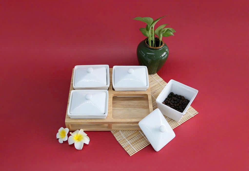 Khay Mứt Vuông Có Nắp Đậy Khay Mứt Vuông Có Nắp Đậy