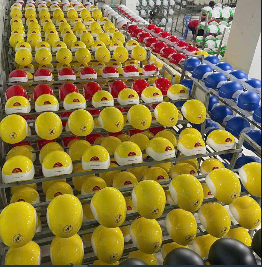 Hoạt Động Cung Cấp Quà Tặng Nón Bảo Hiểm In Logo 3 z6416681016824 93ec0cf6d4ee608fdf491b70caeeb192