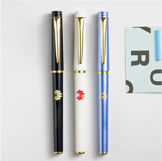 Bút bi quà tặng in logo Bút bi quà tặng in logo