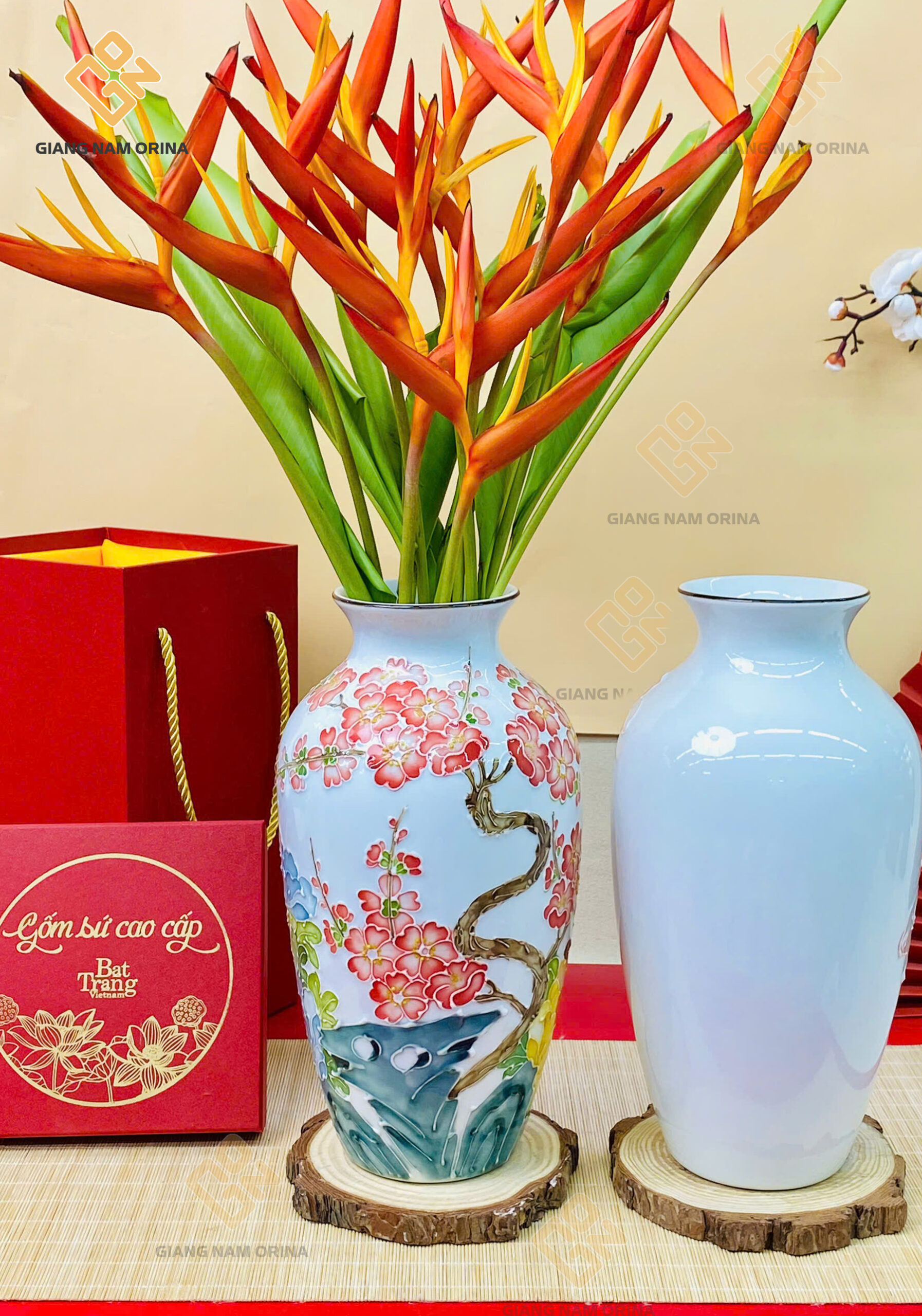 Binh hoa dap noi hoa dao scaled