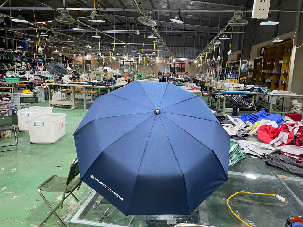 Xưởng cung cấp ô dù in logo quà tặng chuyên nghiệp tại TP.HCM