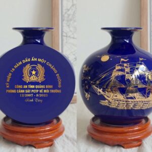 Bình hút tài lộc Thuận Buồm Xuôi Gió màu xanh coban vẽ vàng in logo