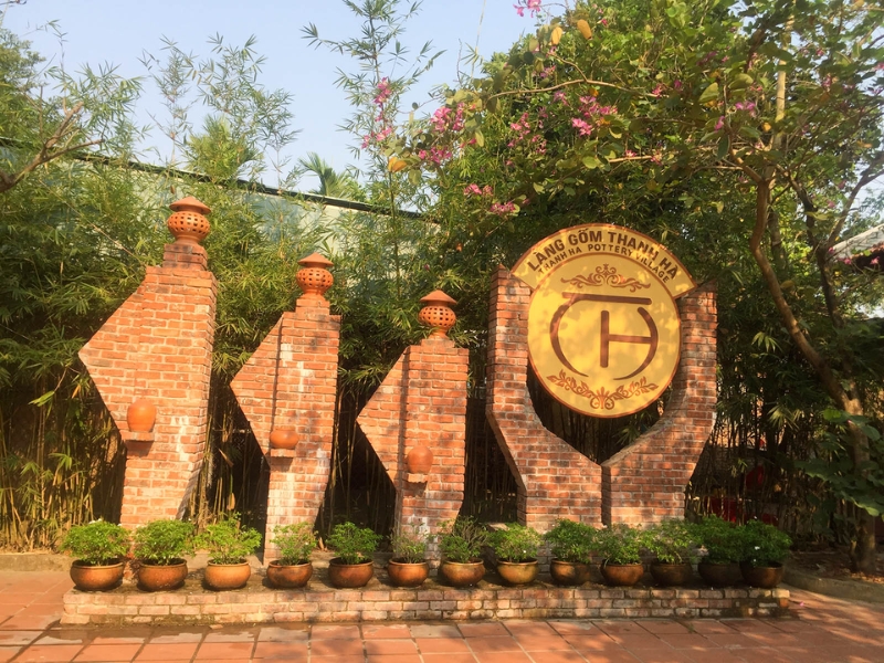 Không gian bình yên, mộc mạc của làng gốm Thanh Hà 