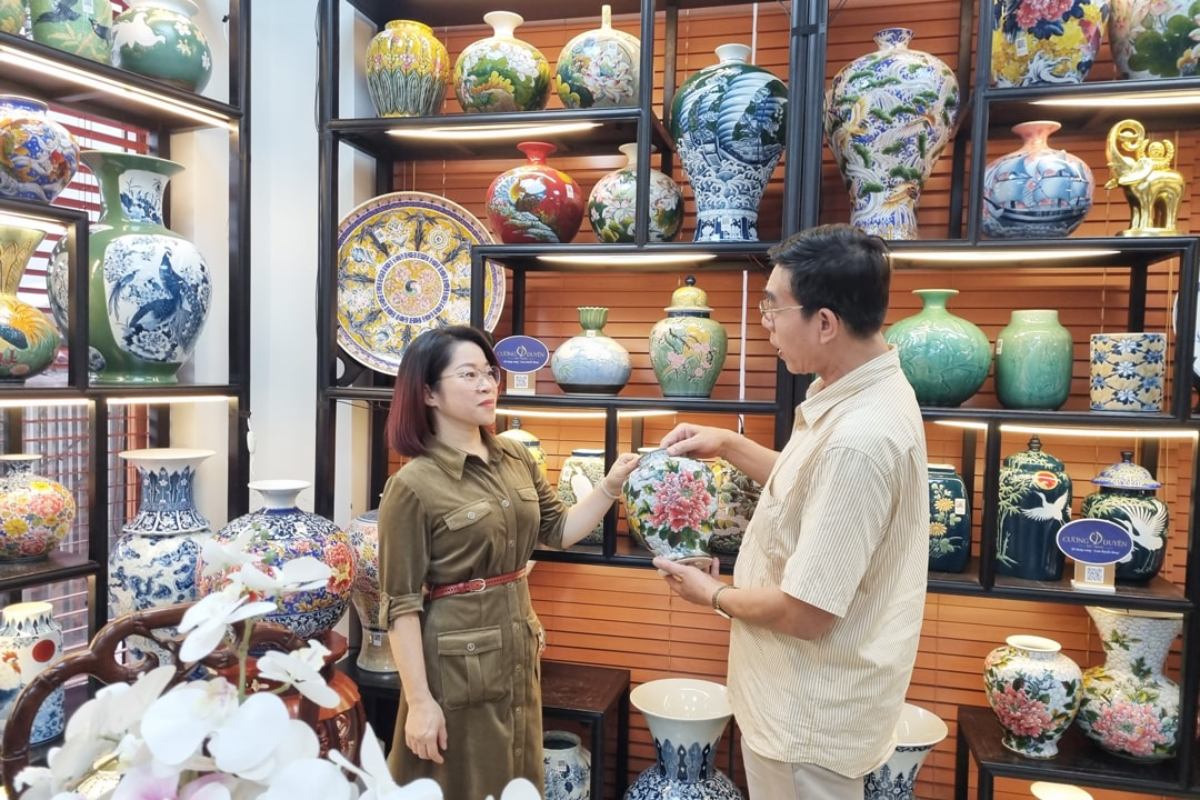 Mua gốm Bát Tràng ở đâu uy tín?