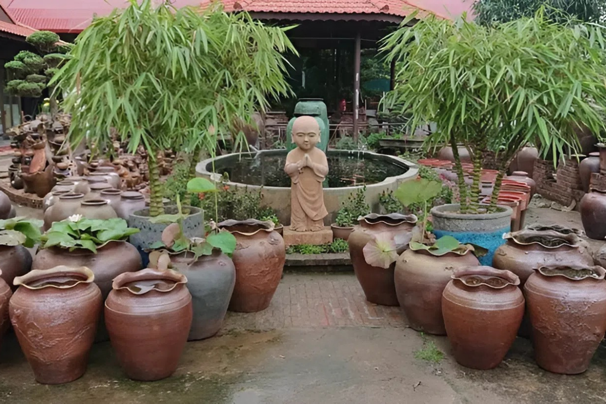 Vườn Gốm Việt