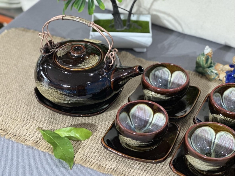 Bộ ấm chén trà gốm sứ Bát Tràng cao cấp, giữ nhiệt tốt