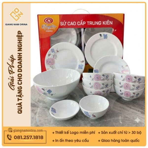 Bộ Bàn Ăn Gốm Sứ – Gửi Gắm Yêu Thương Vào Bữa Cơm Sum Họp